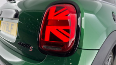 MINI Hatchback 2.0 Cooper S Exclusive 3dr Auto Petrol Hatchback